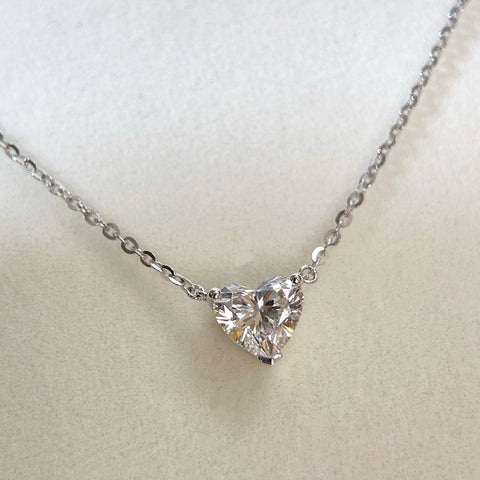 Front view of a 1.5 carat heart-shaped lab grown diamond necklace in S925 sterling silver.