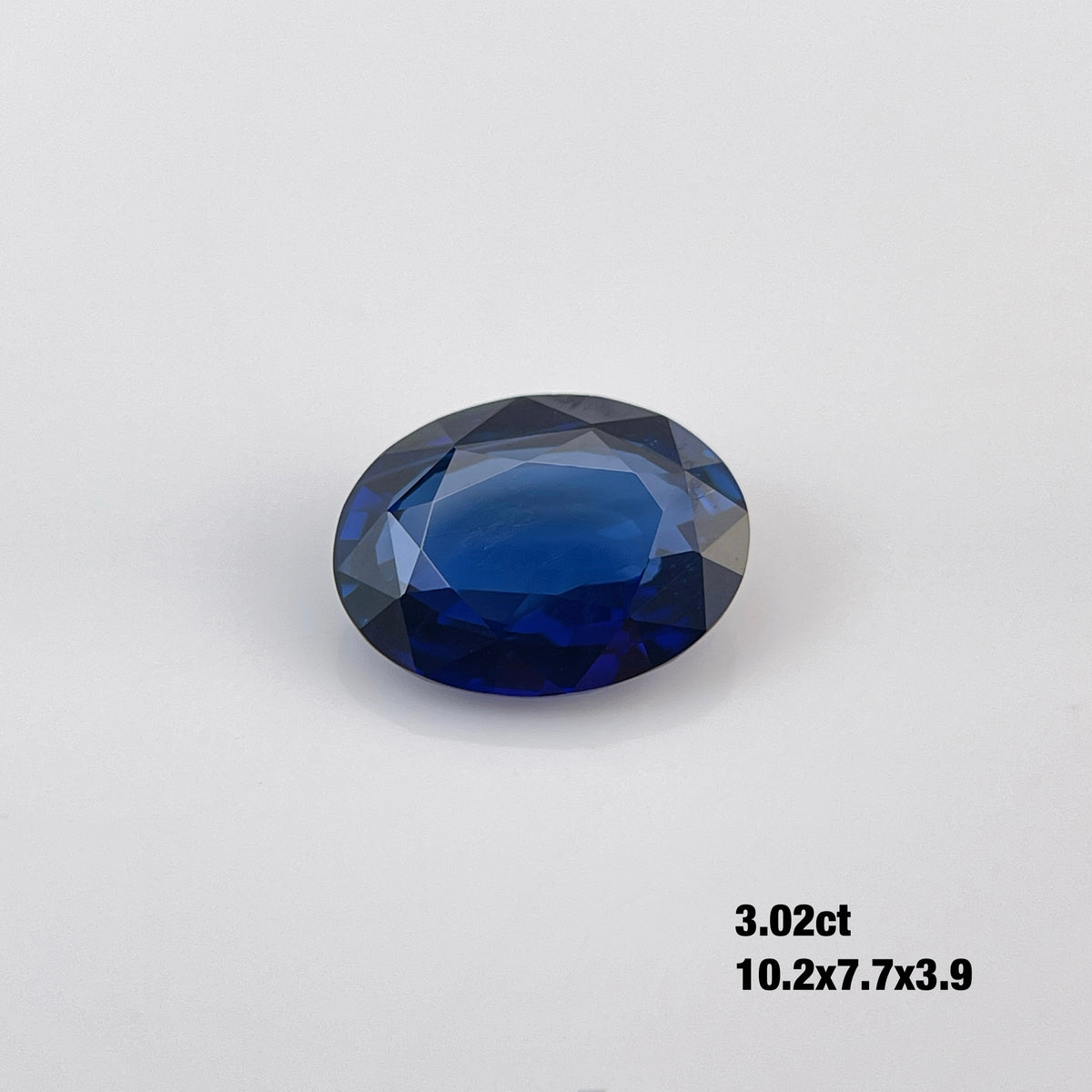 3 Carat Oval Blue Sapphire Gemstone CGL Certified 011