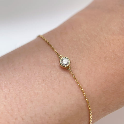 Solitaire Bezel Diamond Bracelet 0.2 Carat Diamond Bracelet In 18K Solid Yellow Gold With Certificate