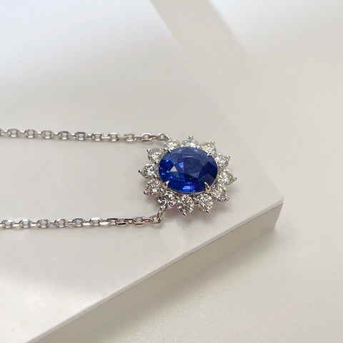 2.78 Carat Blue Sapphire Diana Necklace Pendant Halo Diamond Setting 18K Solid Gold With AIGS Certificate