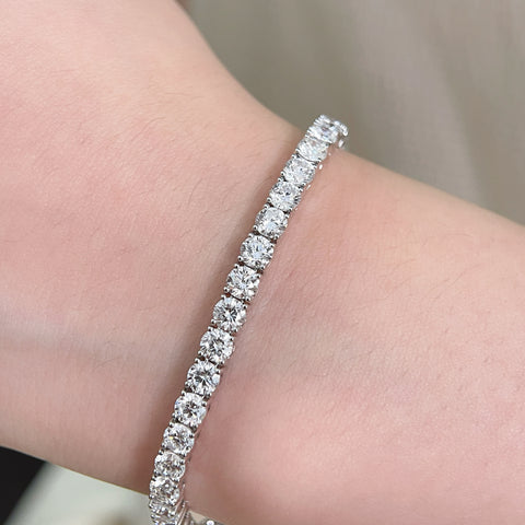 9 CTW Lab-Grown Diamond Four-Prong Tennis Bracelet in 18K Gold