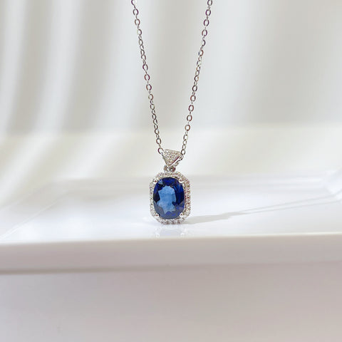 Natural Perfume Bottle Blue Sapphire necklace 18K solid gold