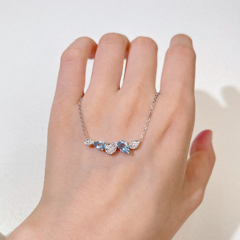 Aquamarine necklace 18K white gold diamond