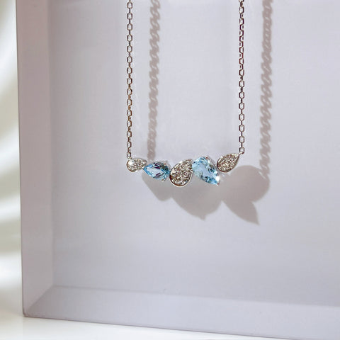 Aquamarine necklace 18K white gold diamond