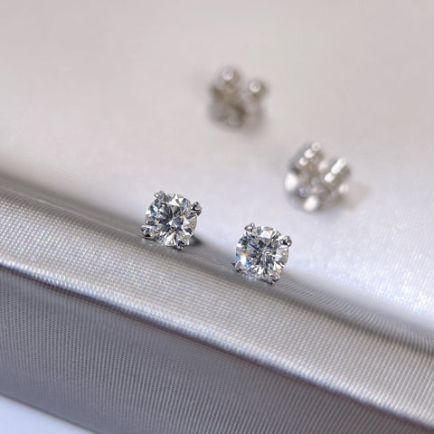 Four Heart Prongs 0.5ct  Diamond Earring 18K solid gold
