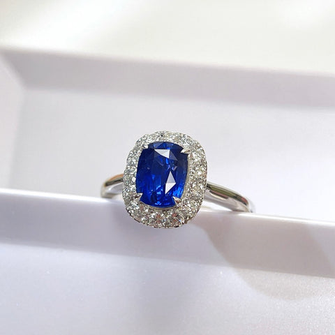 Natural 2.06 Carat Royal Blue Sapphire Ring 18K Solid Gold With EGL Certificate