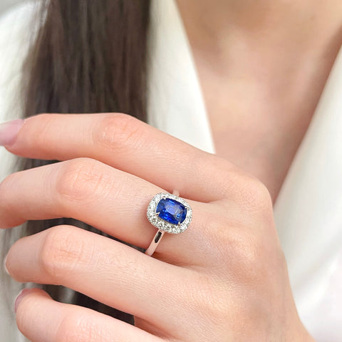 Natural 2.06 Carat Royal Blue Sapphire Ring 18K Solid Gold With EGL Certificate