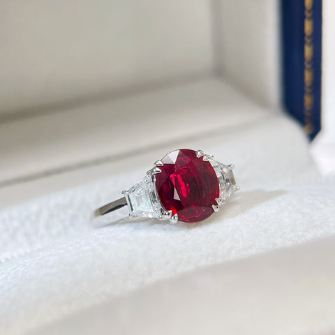 Natural GRS Pigeon Blood Certificate 1.5CT Oval Ruby Three Stone Ring 18K Solid Gold And Diamond