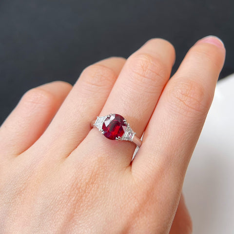 Natural GRS Pigeon Blood Certificate 1.5CT Oval Ruby Three Stone Ring 18K Solid Gold And Diamond