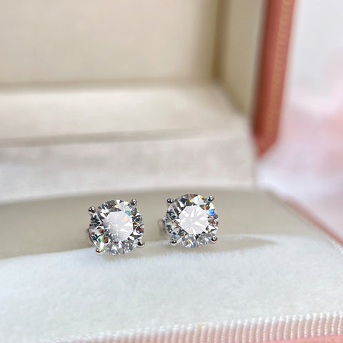 2CT Lab Grown Diamond IGI Certificate D VVS2 four prongs stud Earring 18K solid gold