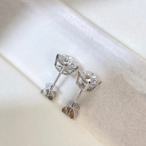 2CT Lab Grown Diamond IGI Certificate D VVS2 four prongs stud Earring 18K solid gold